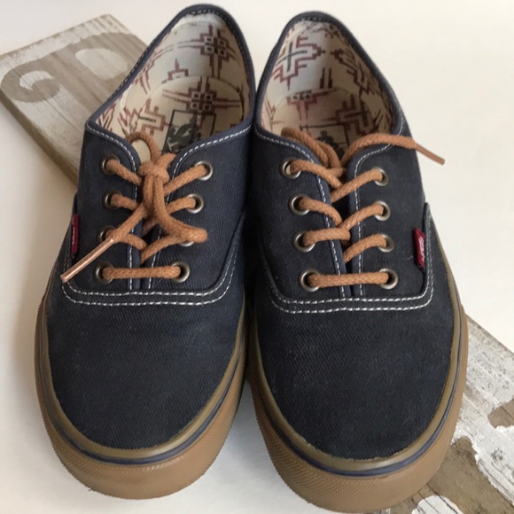 vans authentic gum sole blue